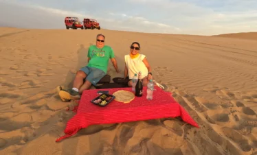 picnic huacachina