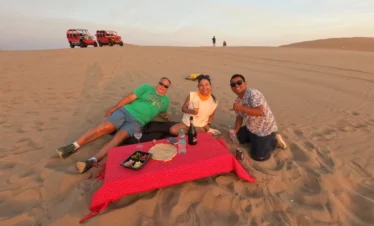 picnic favio y turistas huacachina