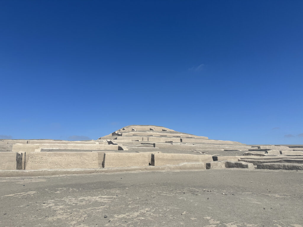 piramides de cachuachi central panoramico